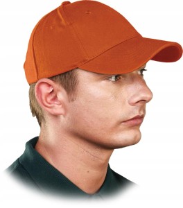 CZAPKA CZAPECZKA Z DASZKIEM USZTYWNIANA POMARAŃCZ